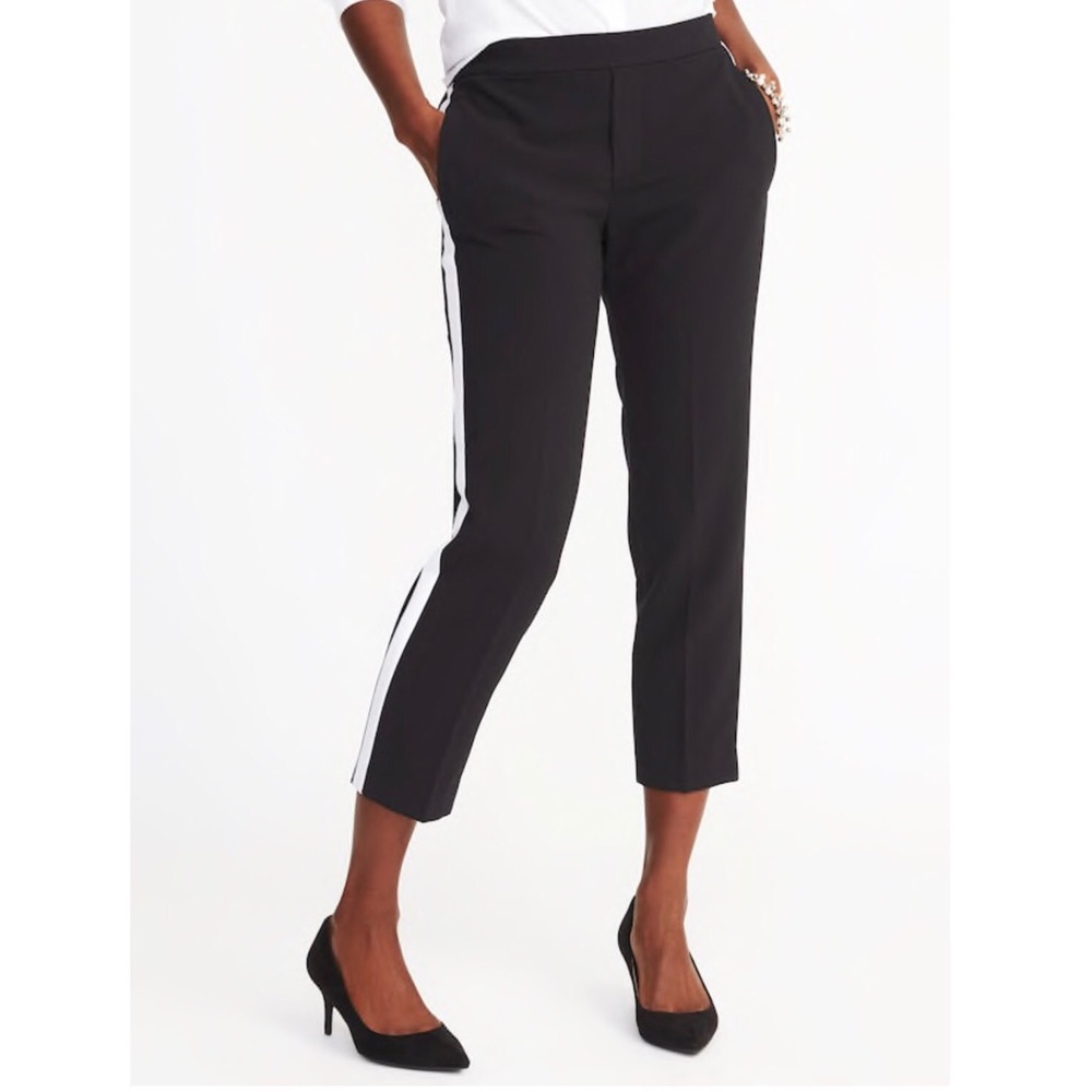Old Navy Black Mid-Rise Pull-On Midi Pants